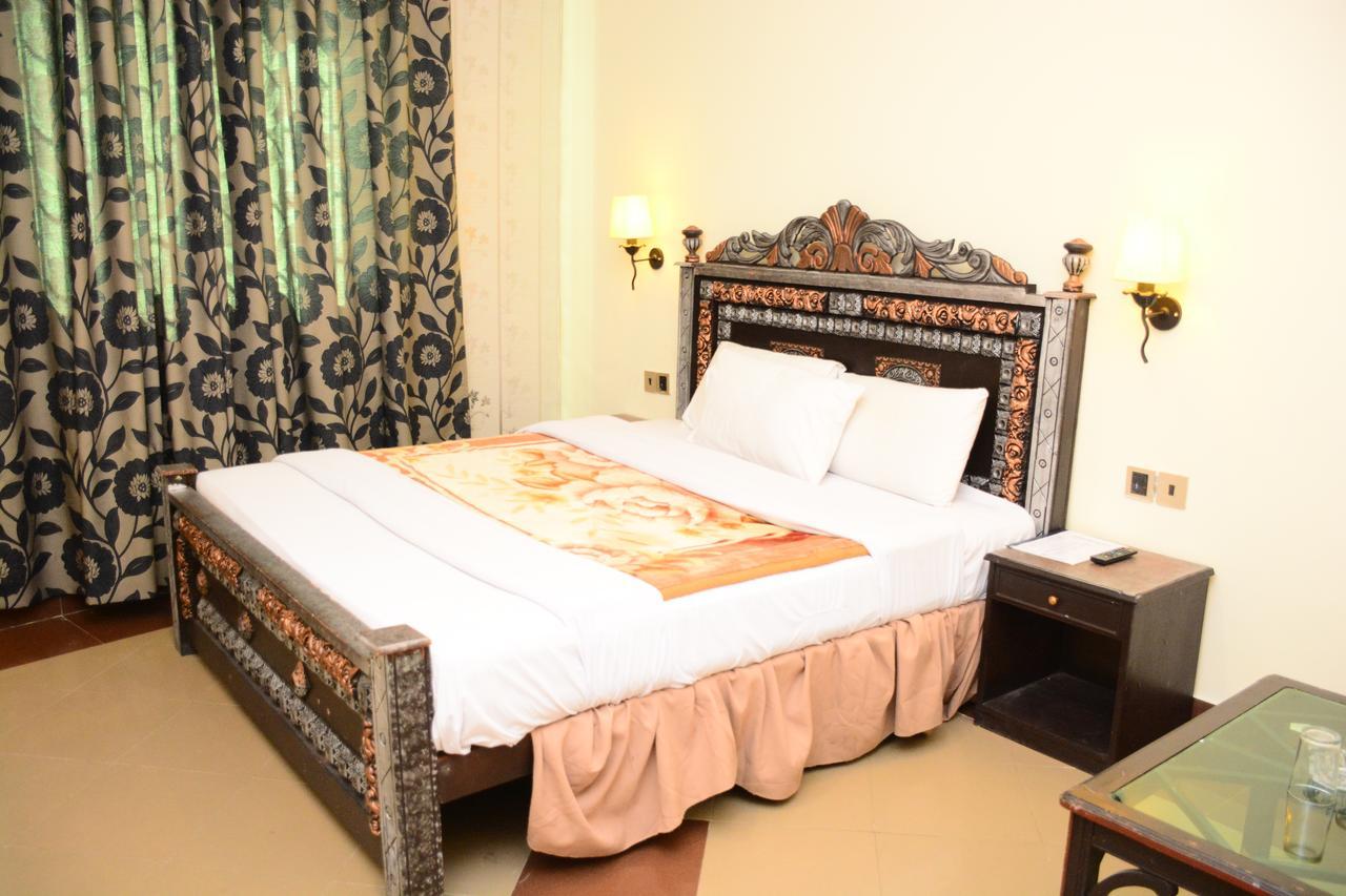 Hotel Move-N-Pick Murree Luaran gambar