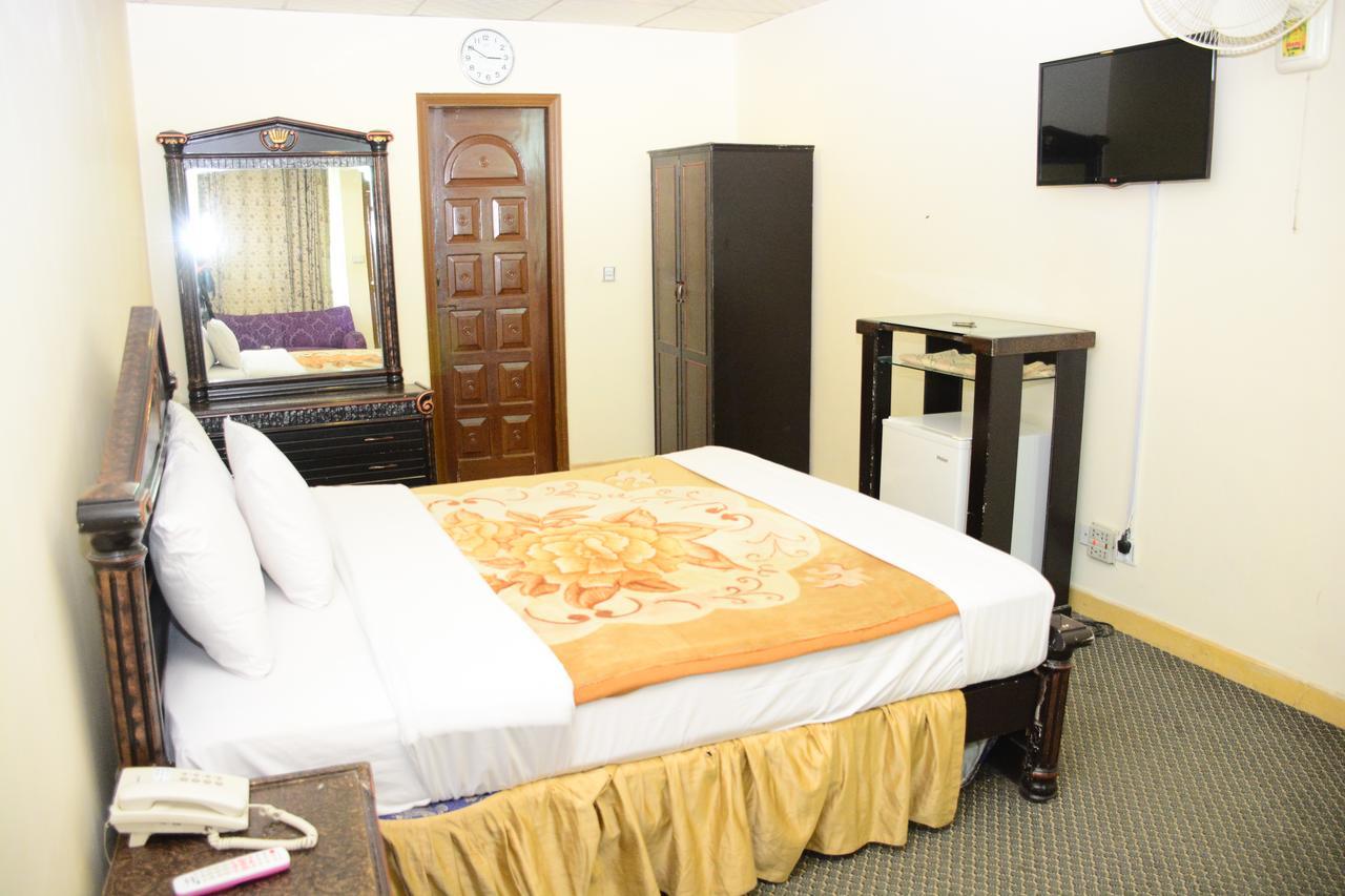 Hotel Move-N-Pick Murree Luaran gambar